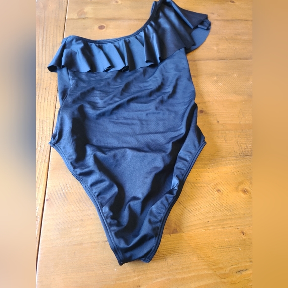 Loguin One piece, one shoulder ruffle black Bathing suit size S - Picture 5 of 8